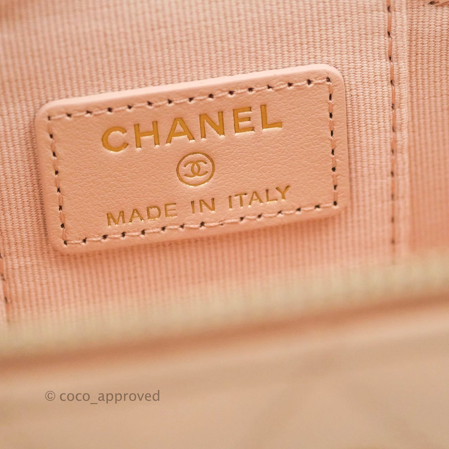 Chanel Classic Mini Vanity With Chain Light Pink Caviar Gold Hardware