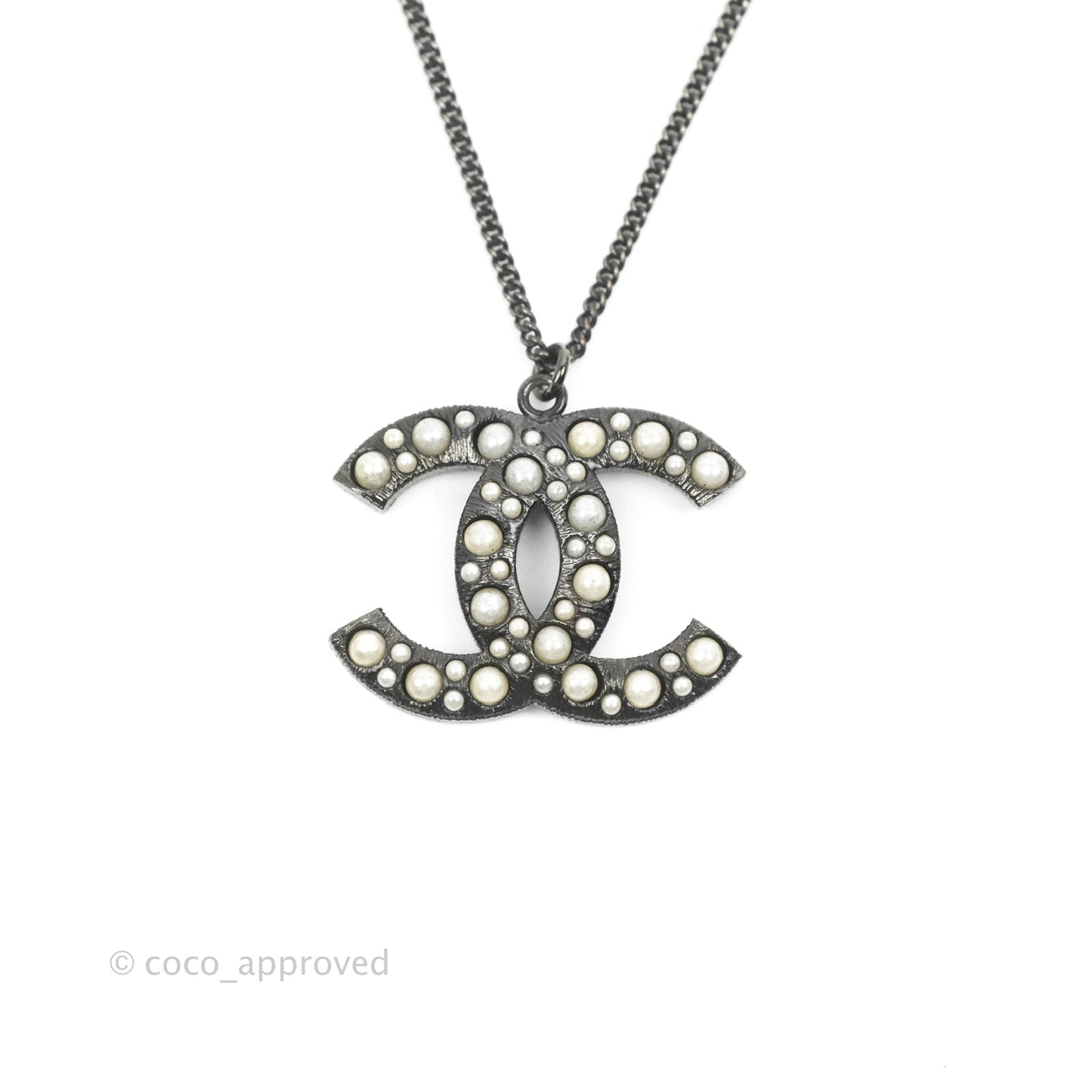 Chanel CC Pearl Necklace Gun Metal 11P