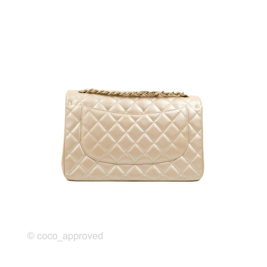 Chanel Jumbo Double Flap Iridescent Pearly Caviar Gold Hardware⁣⁣
