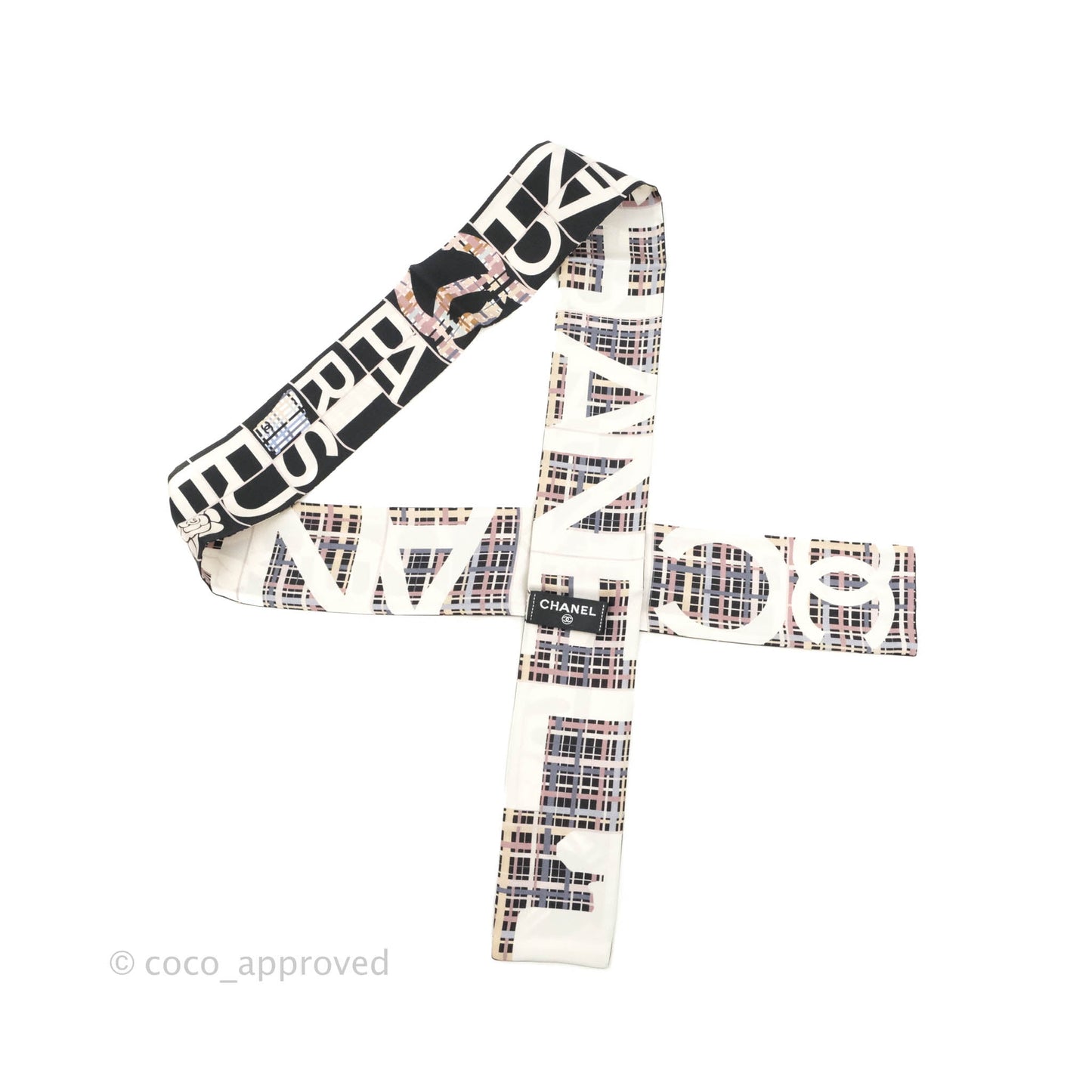 Chanel Silk Twilly in Black & White