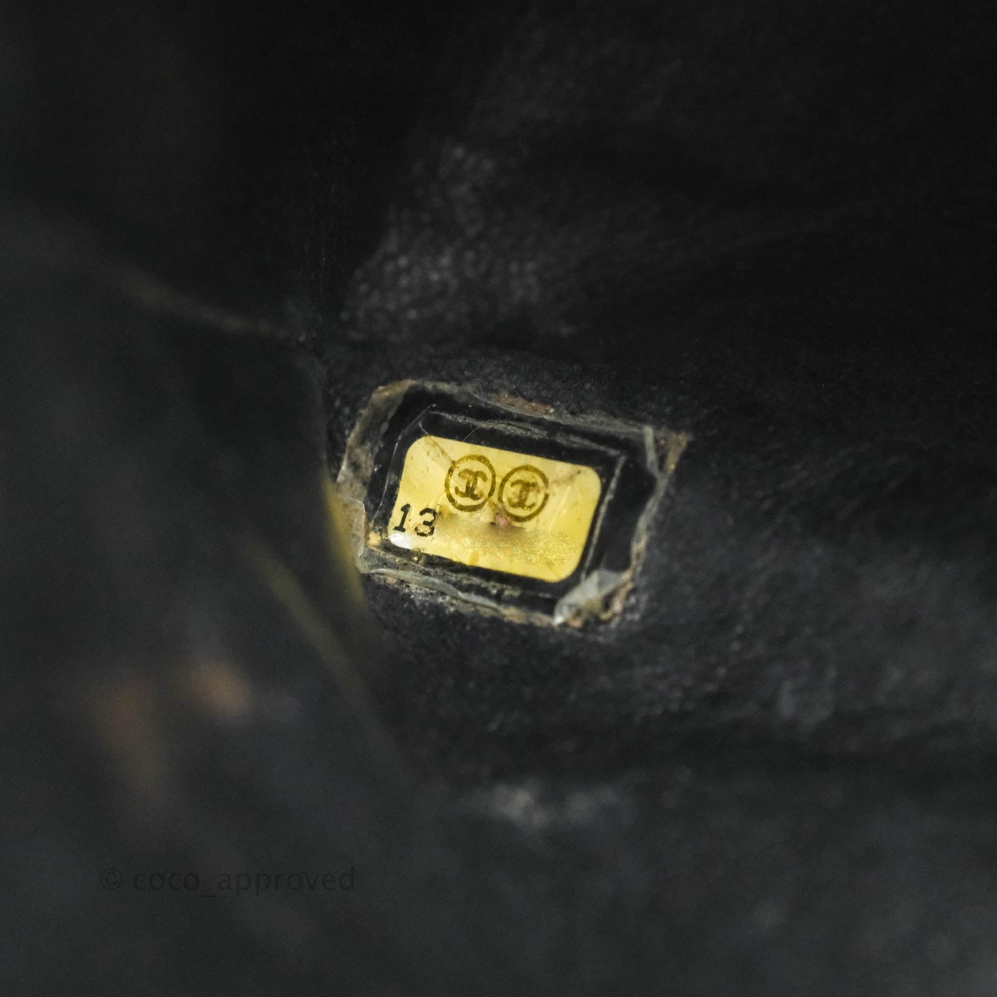 Chanel Classic M/L Medium Flap Quilted Black Caviar Gold Hardware