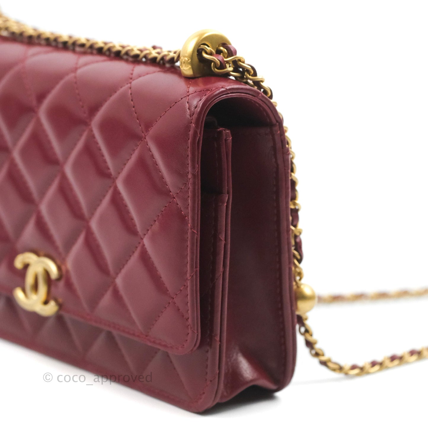 Chanel Quilted Perfect Fit Adjustable Wallet On Chain WOC Burgundy Calfskin Aged Gold Hardware