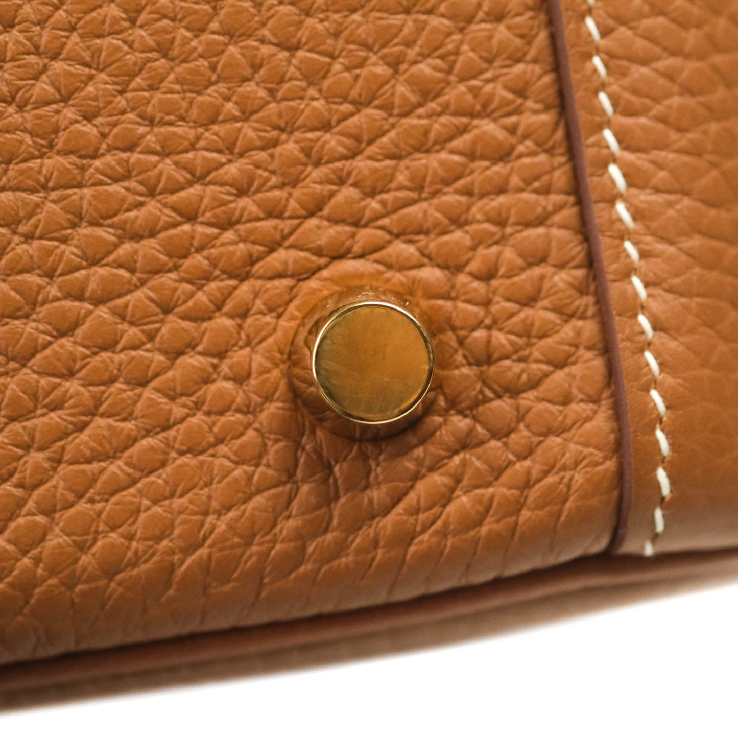 Hermès Lindy 26 Taurillon Clemence Gold Gold Hardware