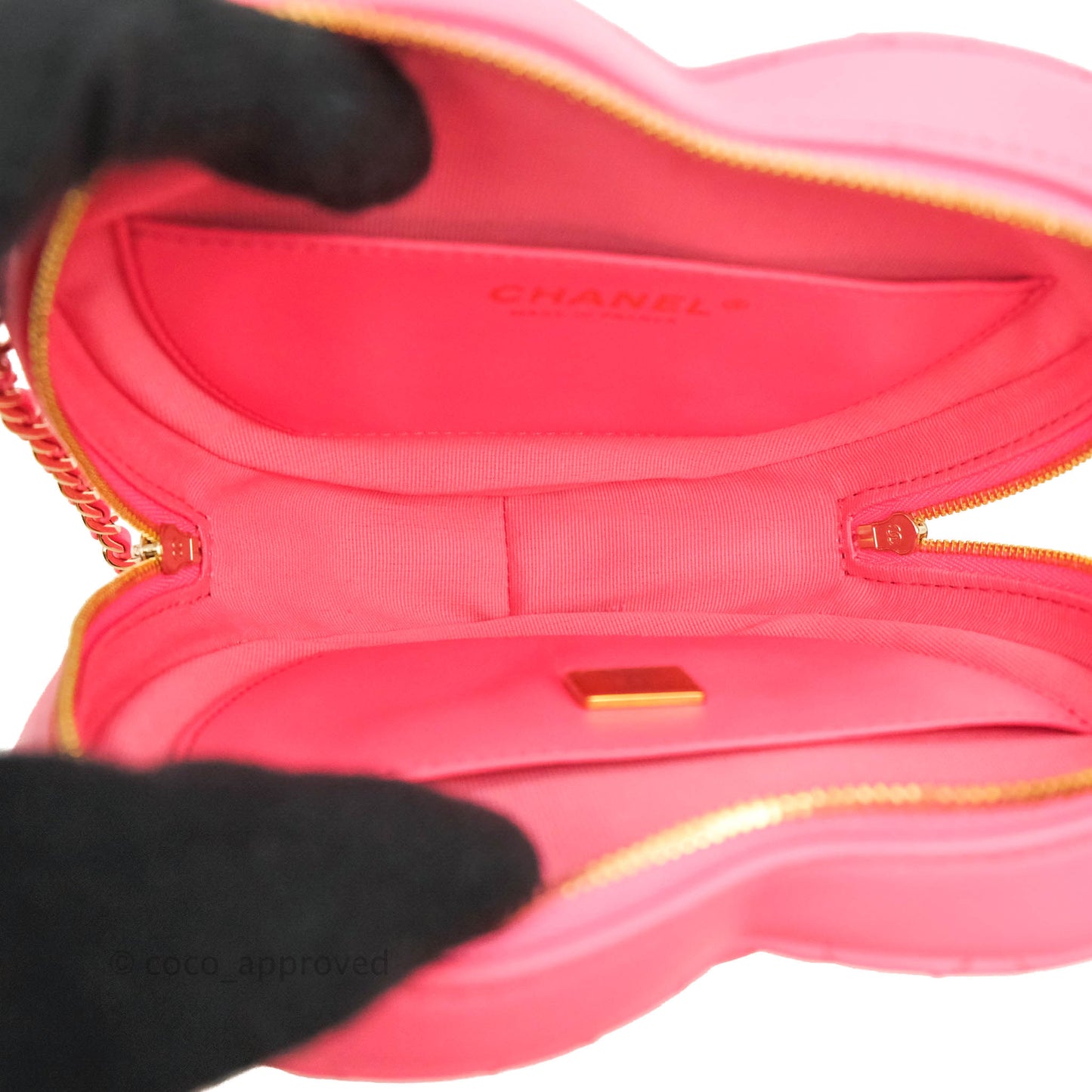 Chanel Large Heart Bag Pink Lambskin Gold Hardware 22S