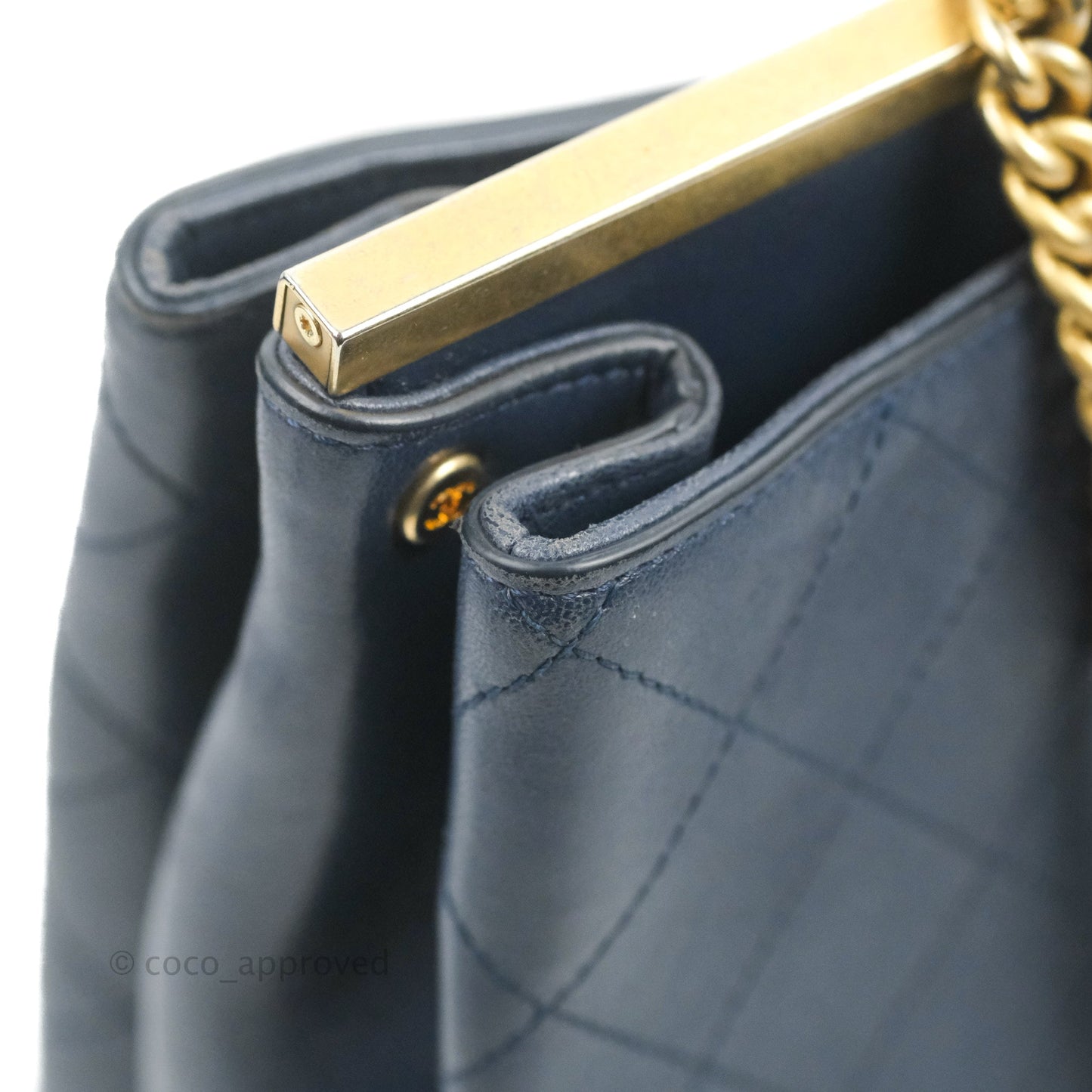 Chanel Flat Quilted Coco Luxe Large Shopping Bag Navy Aged Gold Hardware 18P