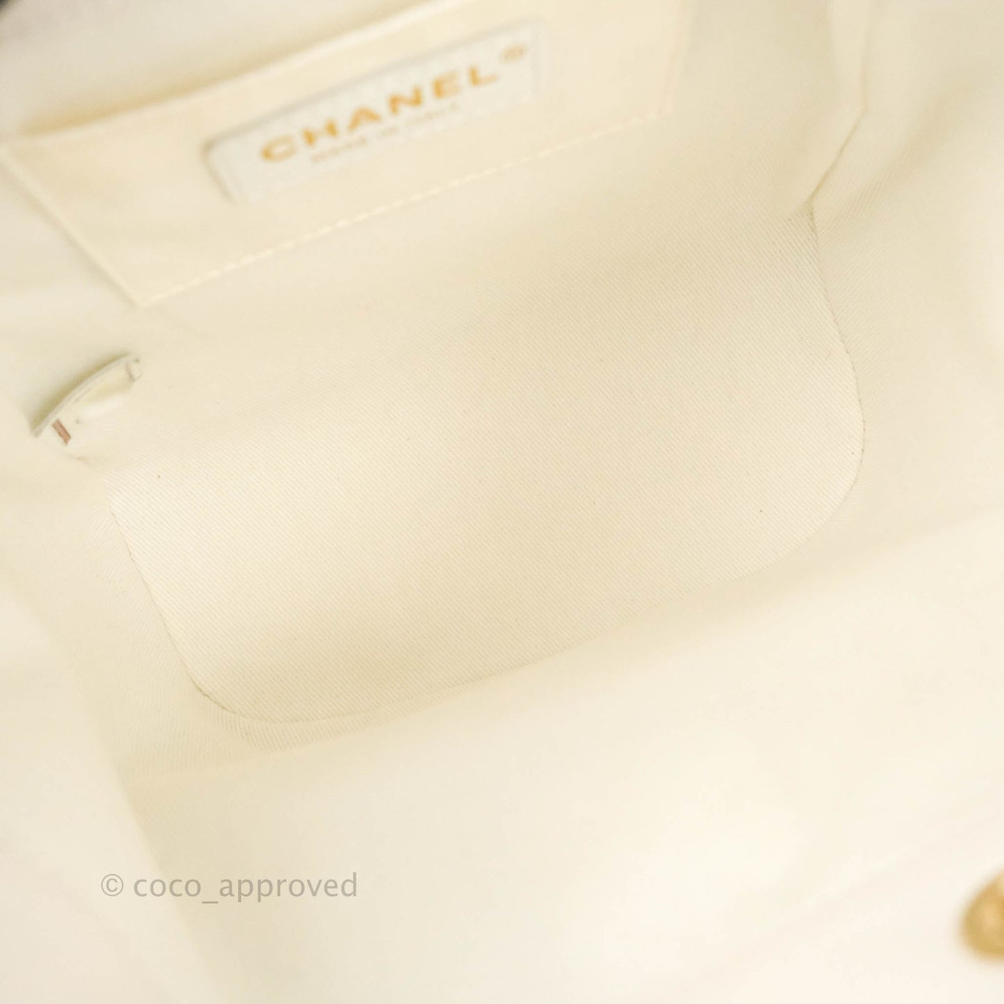 Chanel Business Affinity Drawstring Bucket Bag White Caviar Gold Hardware