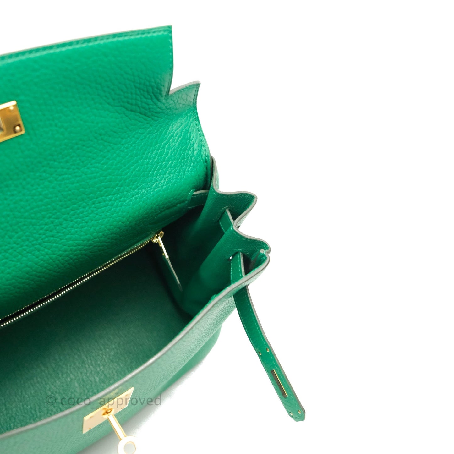 Hermès Retourne Taurillon Kelly 28 Vert Vertigo Clemence Gold Hardware