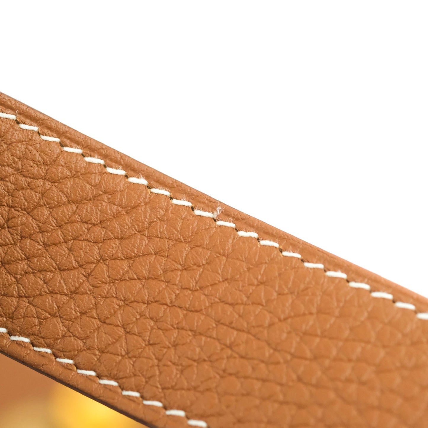 Hermès Lindy 26 Taurillon Clemence Gold Gold Hardware