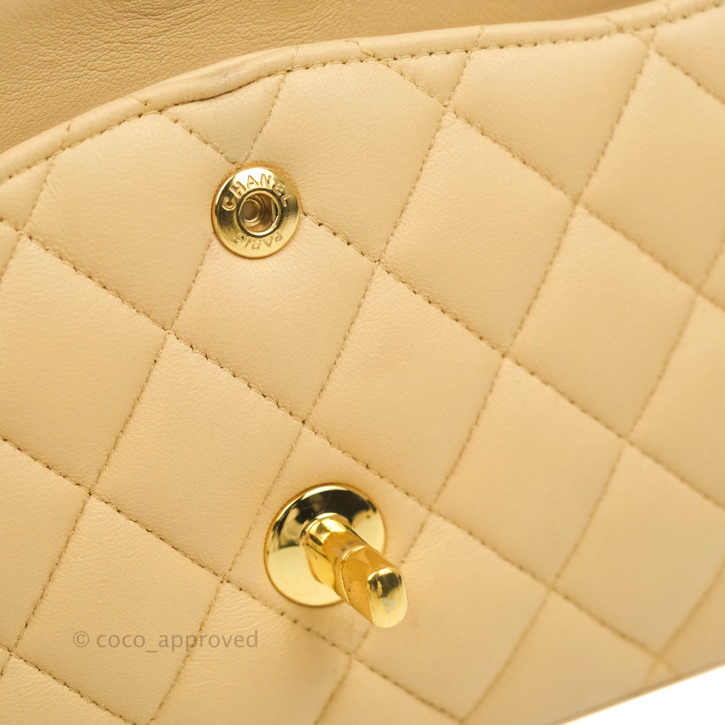 Chanel Classic M/L Medium Flap Quilted Beige Lambskin Gold Hardware