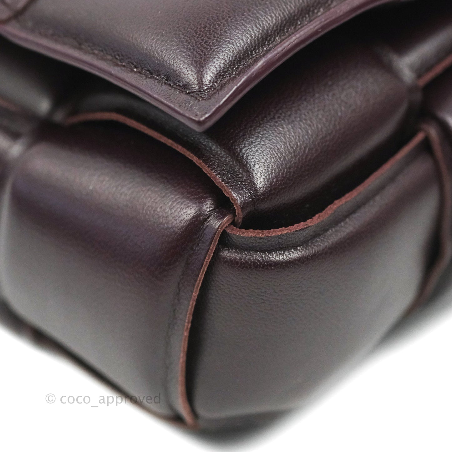 Bottega Veneta Padded Cassette Shoulder Bag Grape Lambskin Gold Hardware