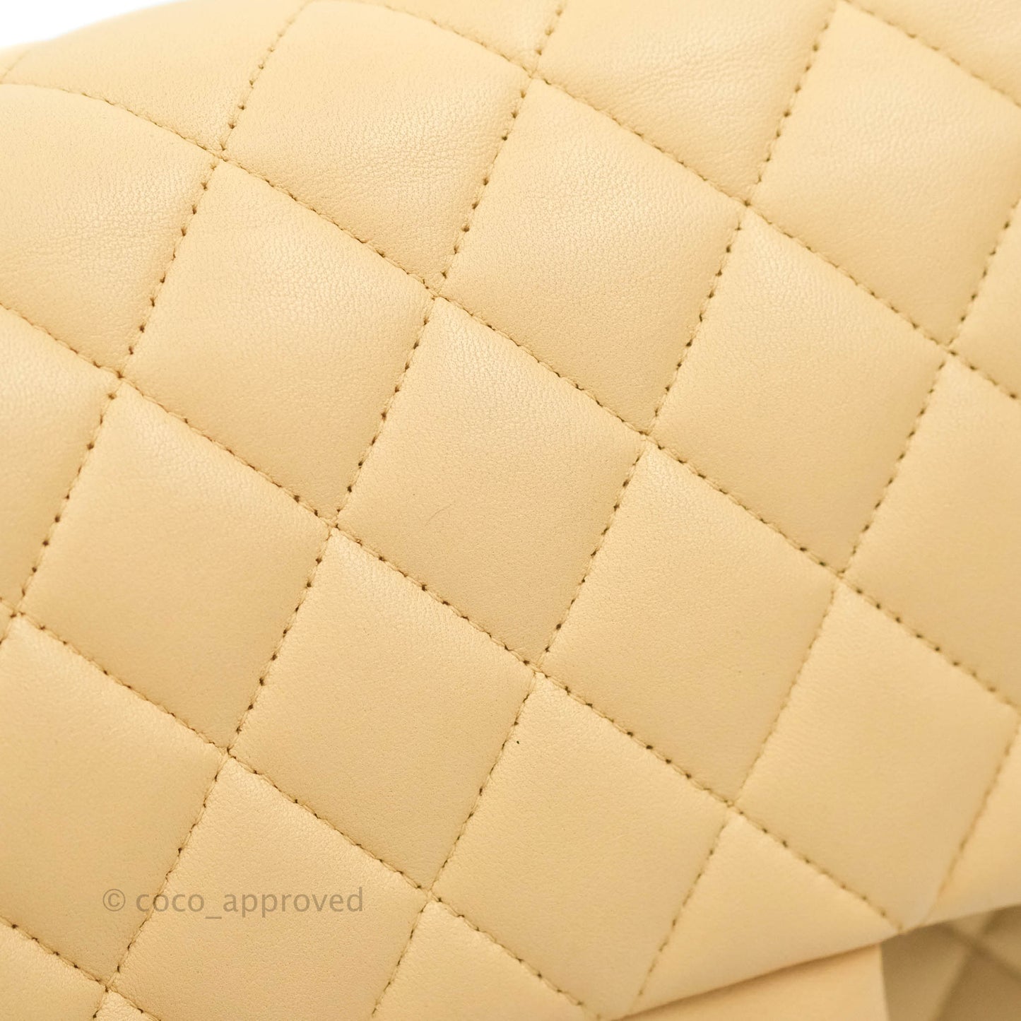 Chanel Classic M/L Medium Flap Quilted Beige Lambskin Gold Hardware