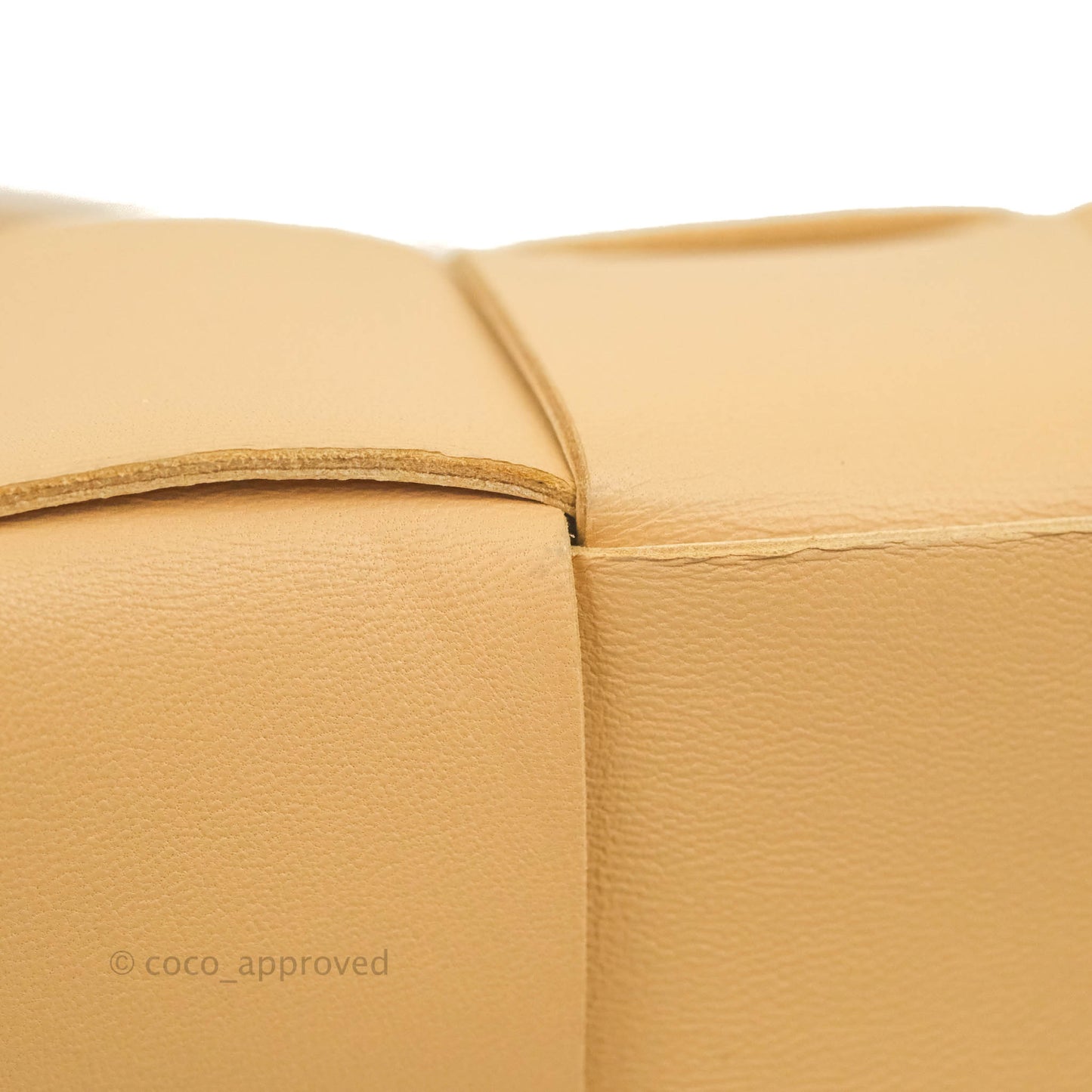 Bottega Veneta Cassette Shoulder Bag Intrecciato Beige Lambskin