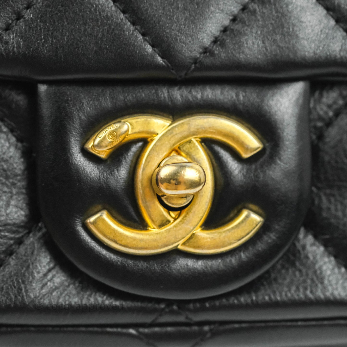 Chanel Quilted Small Crystal Pearls Flap Black Calfskin Gold Hardware 20K