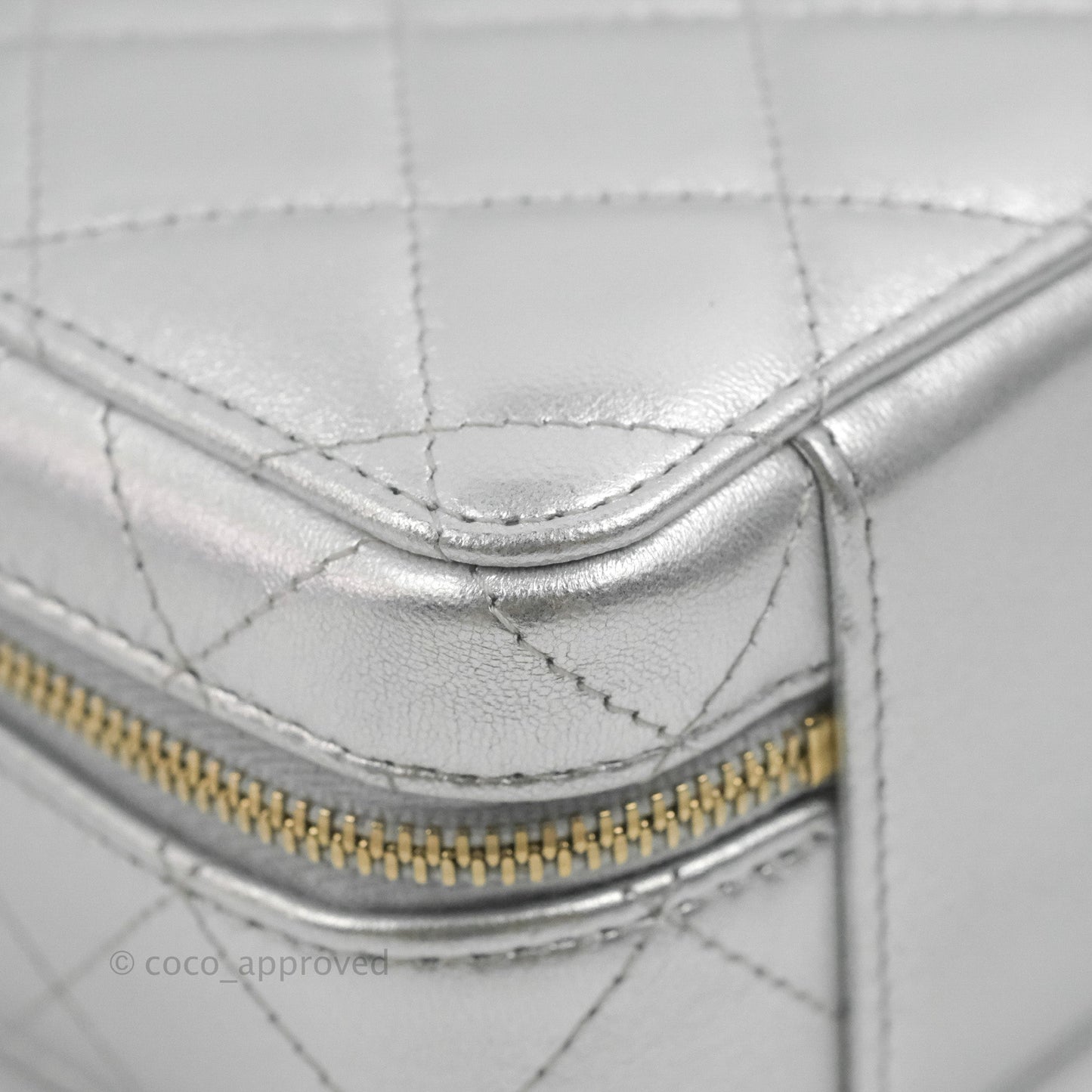 Chanel Rainbow Top Handle Vanity Case Metallic Silver Lambskin Aged Gold Hardware 23P