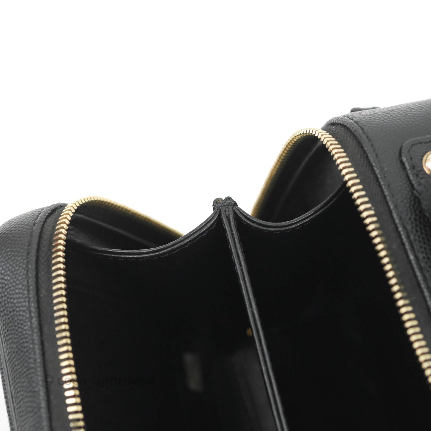 Chanel Quilted Small CC Filigree Vanity Case Black Caviar Gold Hardware