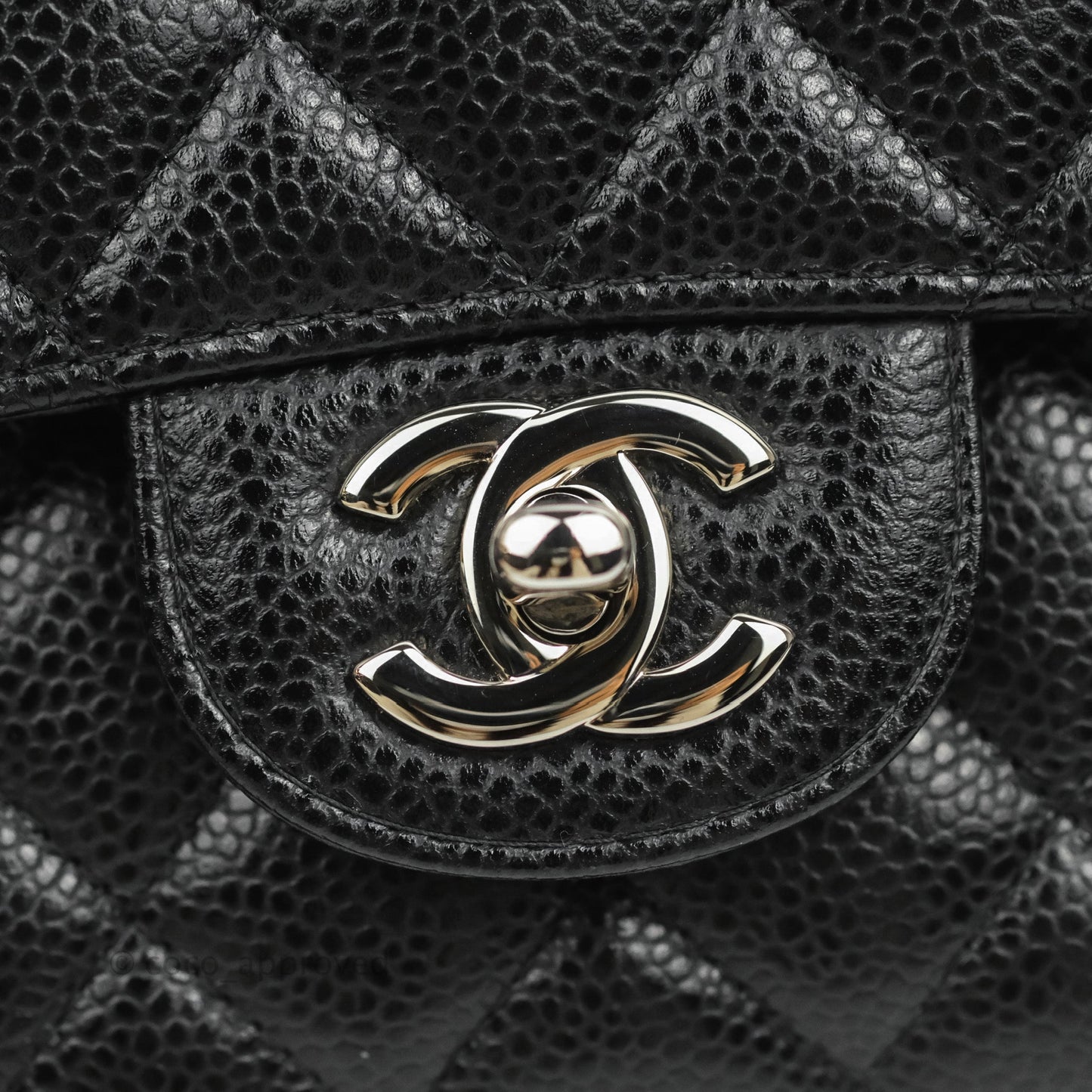 Chanel Classic M/L Medium Flap Quilted Black Caviar Silver Hardware