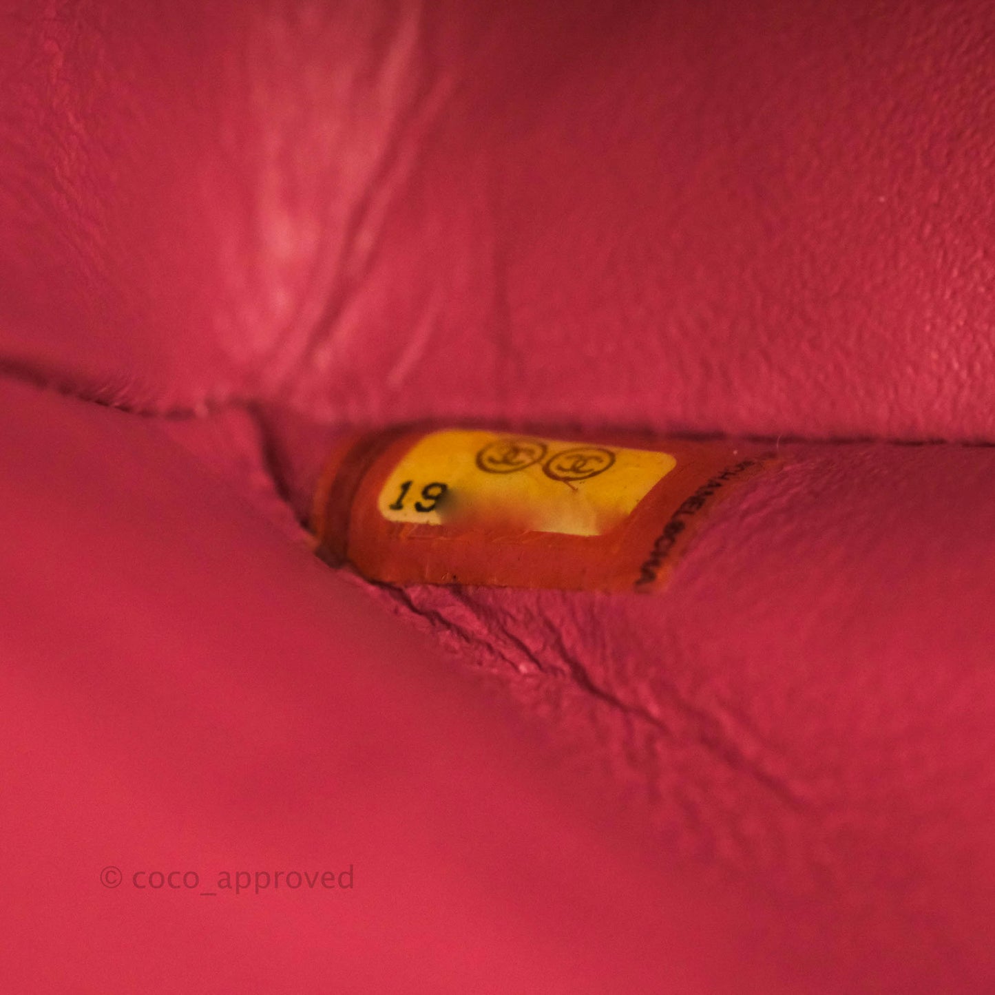 Chanel M/L Medium Flap Bag Valentine Limited Edition Pink Lambskin Gold Hardware