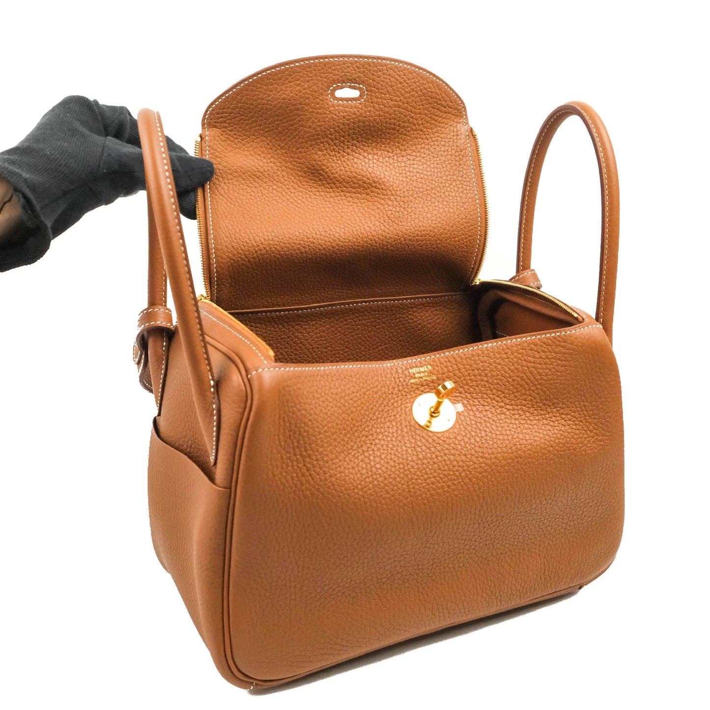 Hermès Lindy 26 Taurillon Clemence Gold Gold Hardware