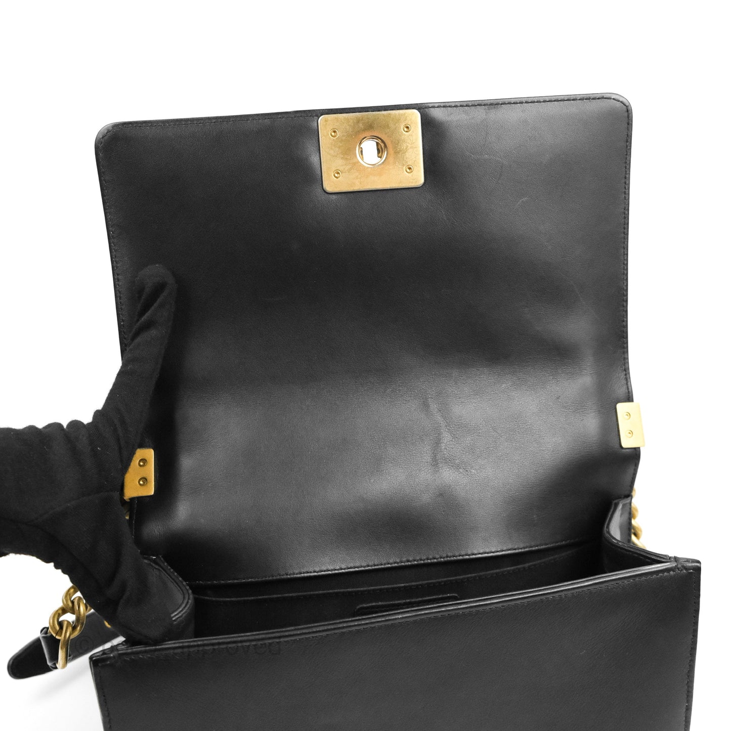 Chanel Chevron Medium Boy Black Calfskin Aged Gold Hardware