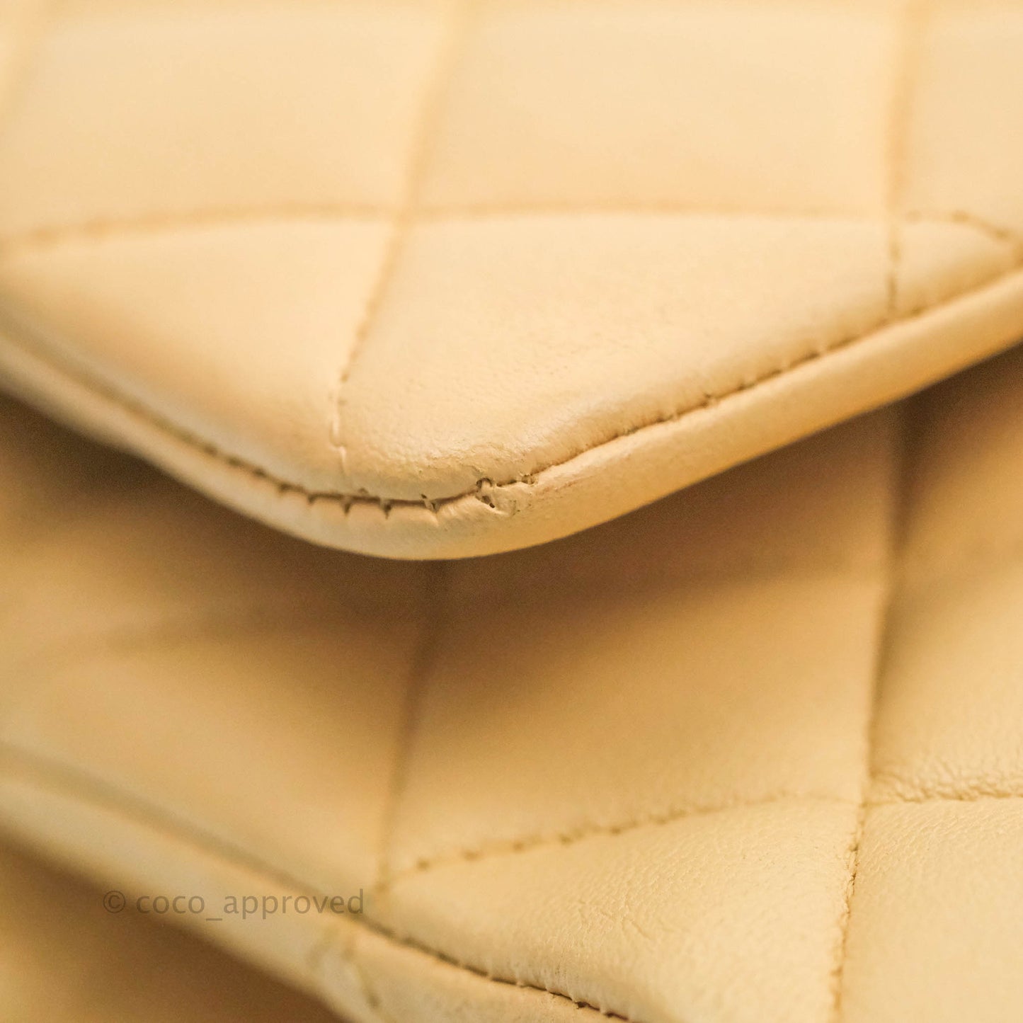 Chanel Classic M/L Medium Flap Quilted Beige Lambskin Gold Hardware