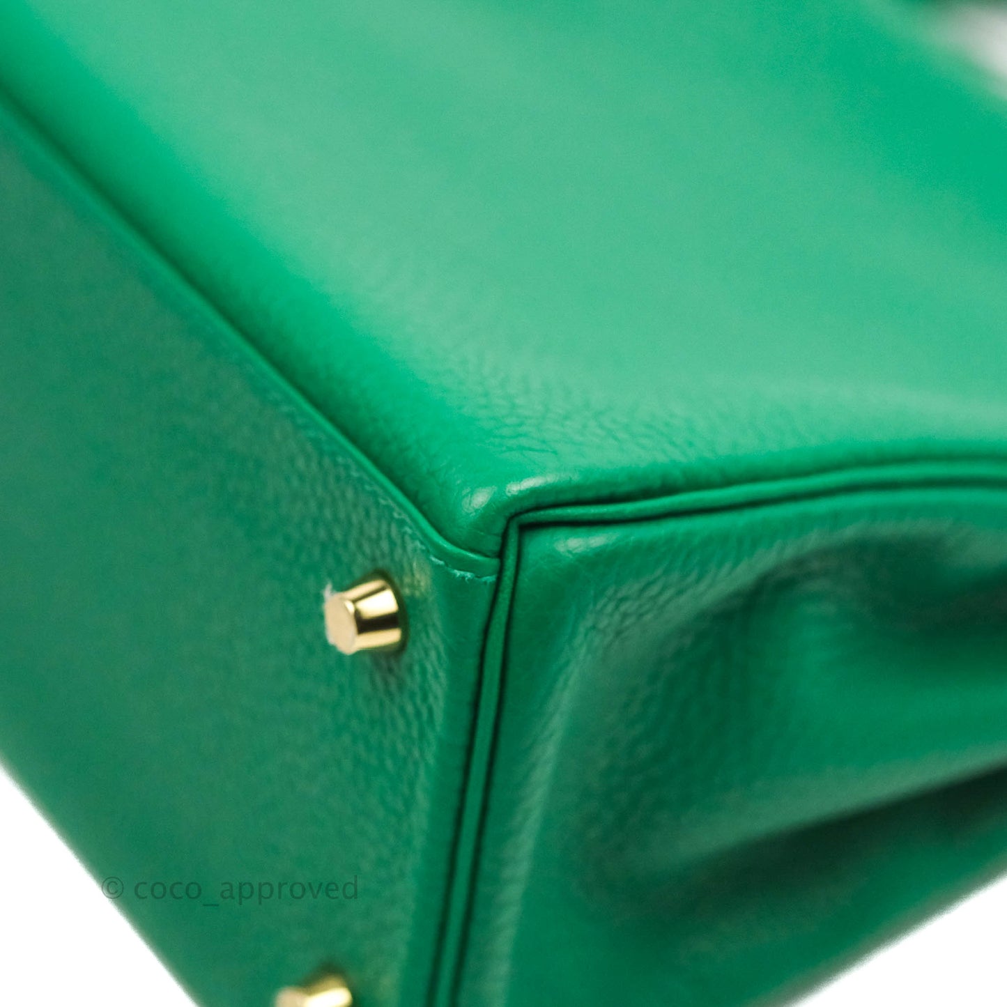Hermès Retourne Taurillon Kelly 28 Vert Vertigo Clemence Gold Hardware