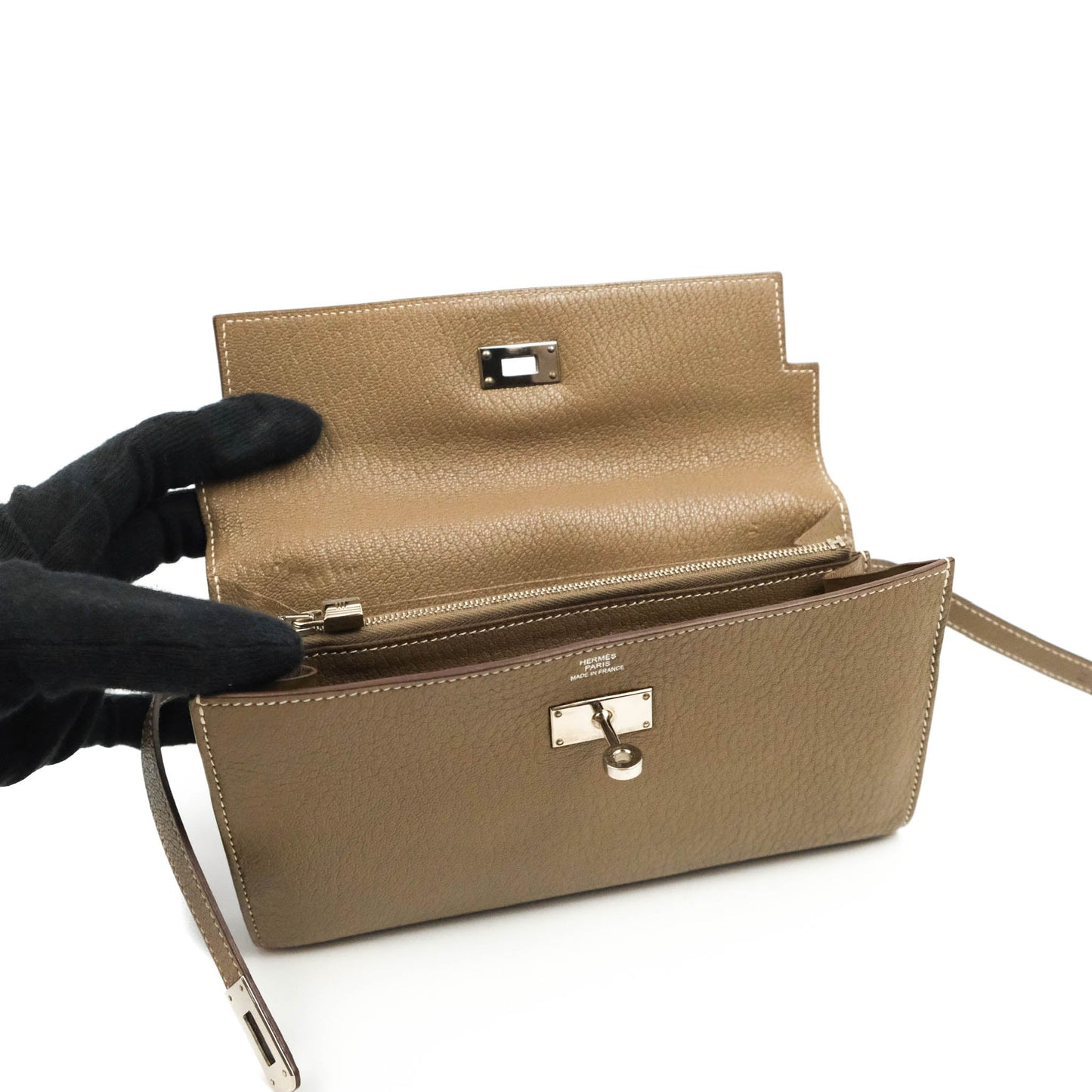 Hermès Kelly Wallet Etoupe Chevre Mysore Palladium Hardware