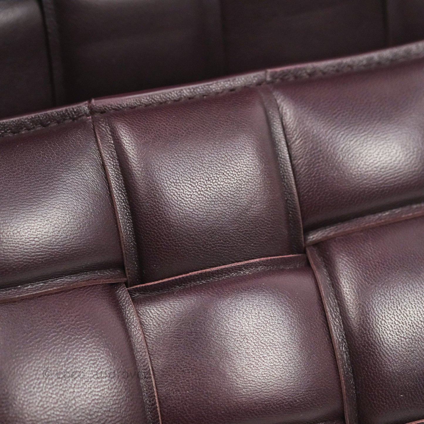 Bottega Veneta Padded Cassette Shoulder Bag Grape Lambskin Gold Hardware