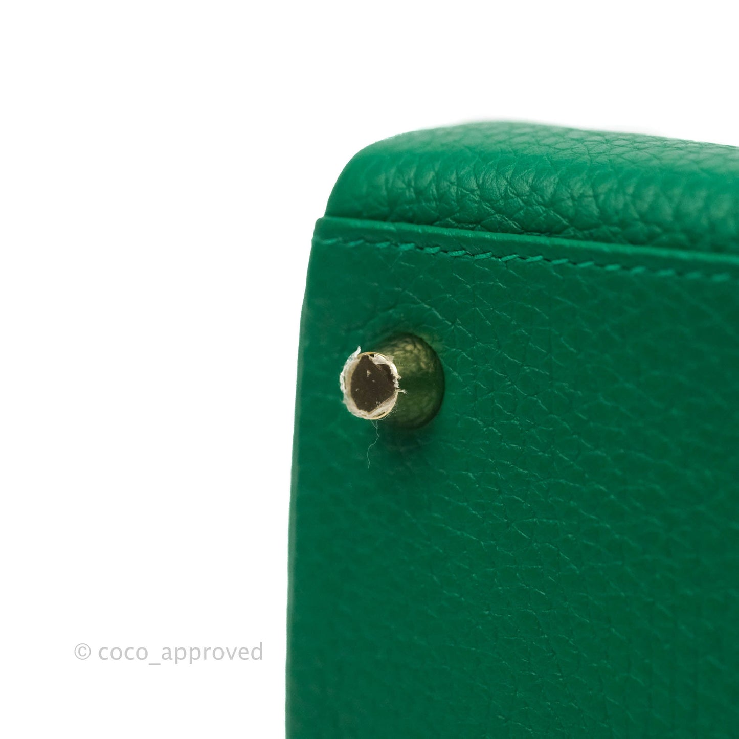Hermès Retourne Taurillon Kelly 28 Vert Vertigo Clemence Gold Hardware