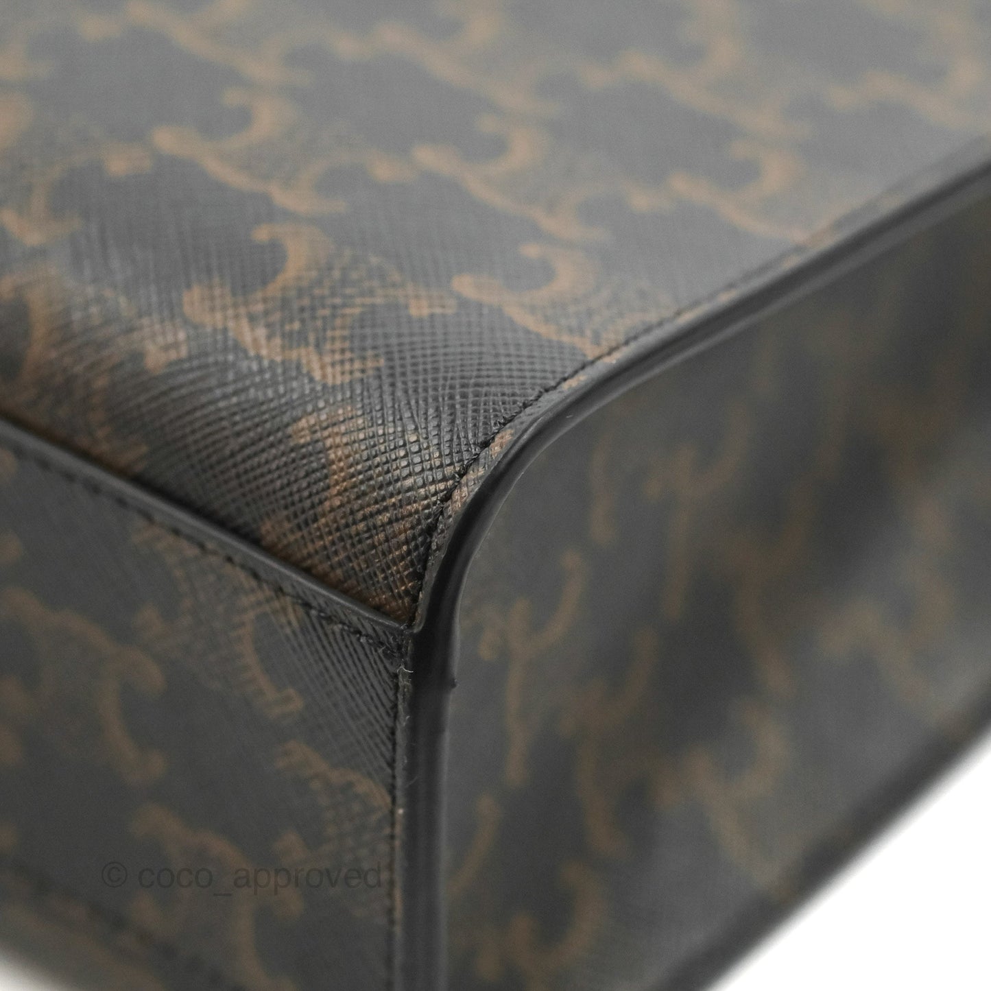 Celine Medium Cabas Vertical Tote Triomphe