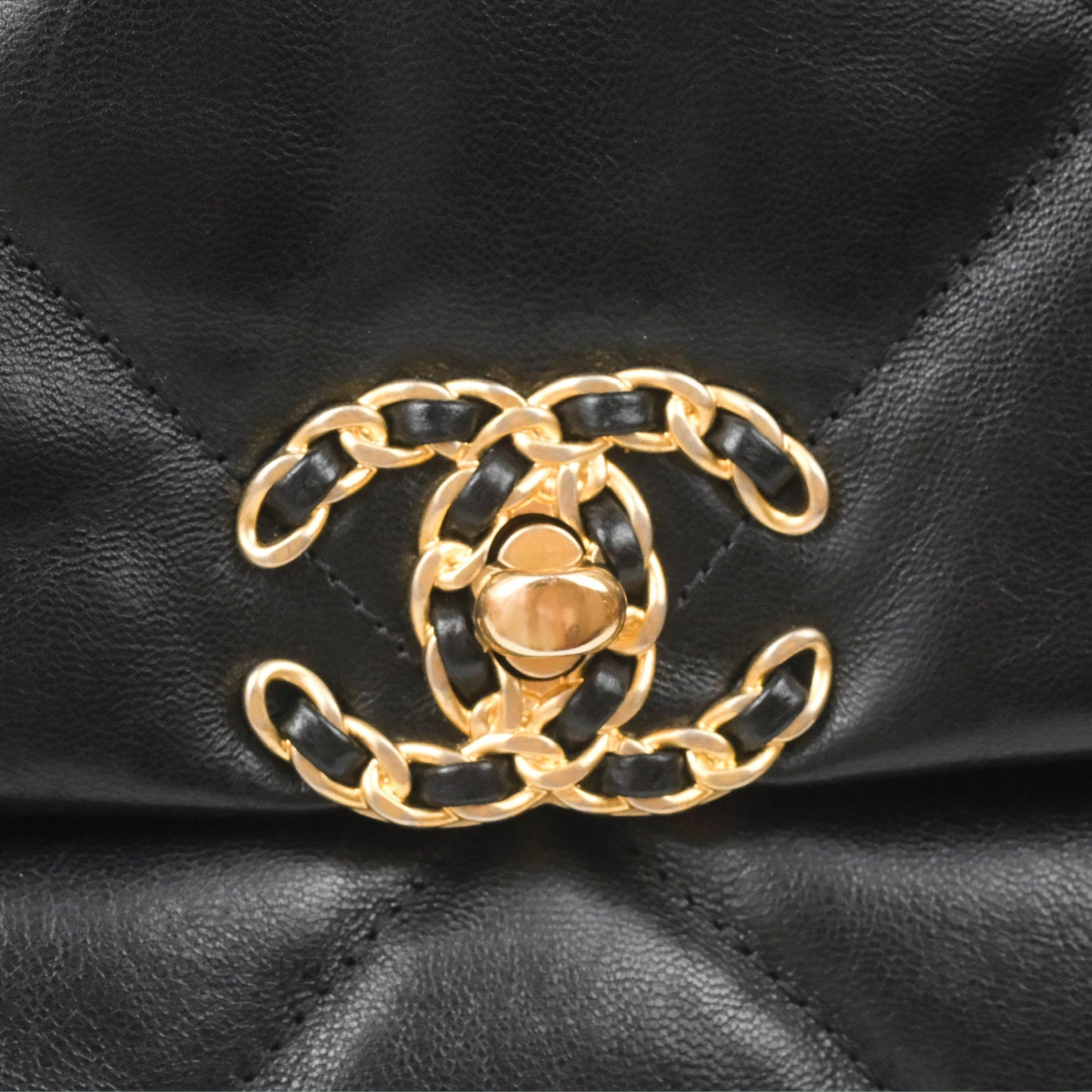 Chanel 19 Maxi Flap Bag Black Goatskin Mixed Hardware