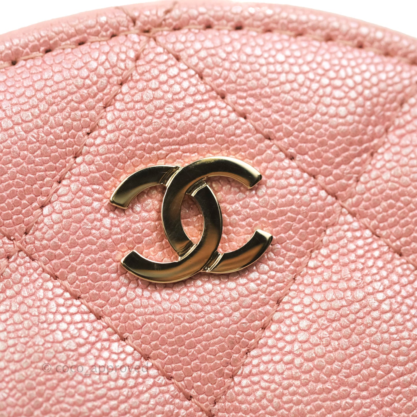 Chanel Classic Quilted Round Clutch With Chain Iridescent Pink Caviar Gold Hardware 19S