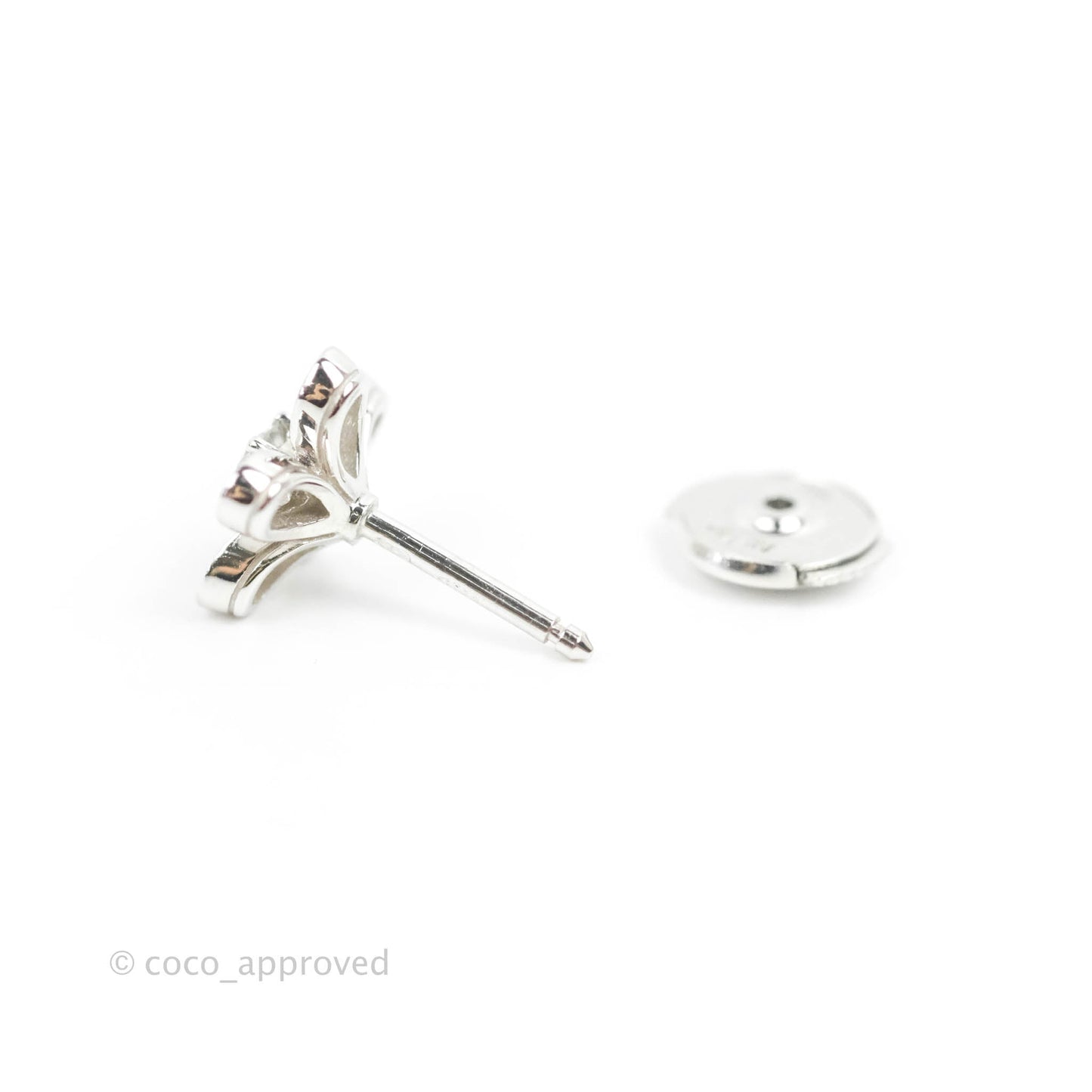 Van Cleef & Arpels Socrates Pierced earrings 18KWG White Gold