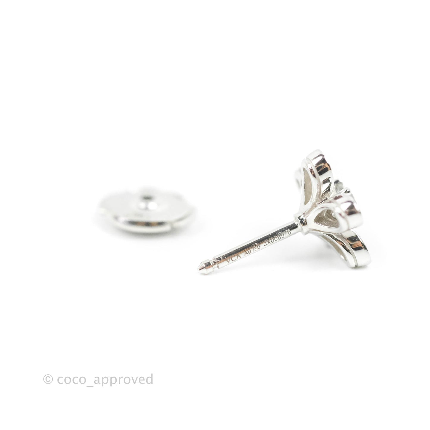 Van Cleef & Arpels Socrates Pierced earrings 18KWG White Gold