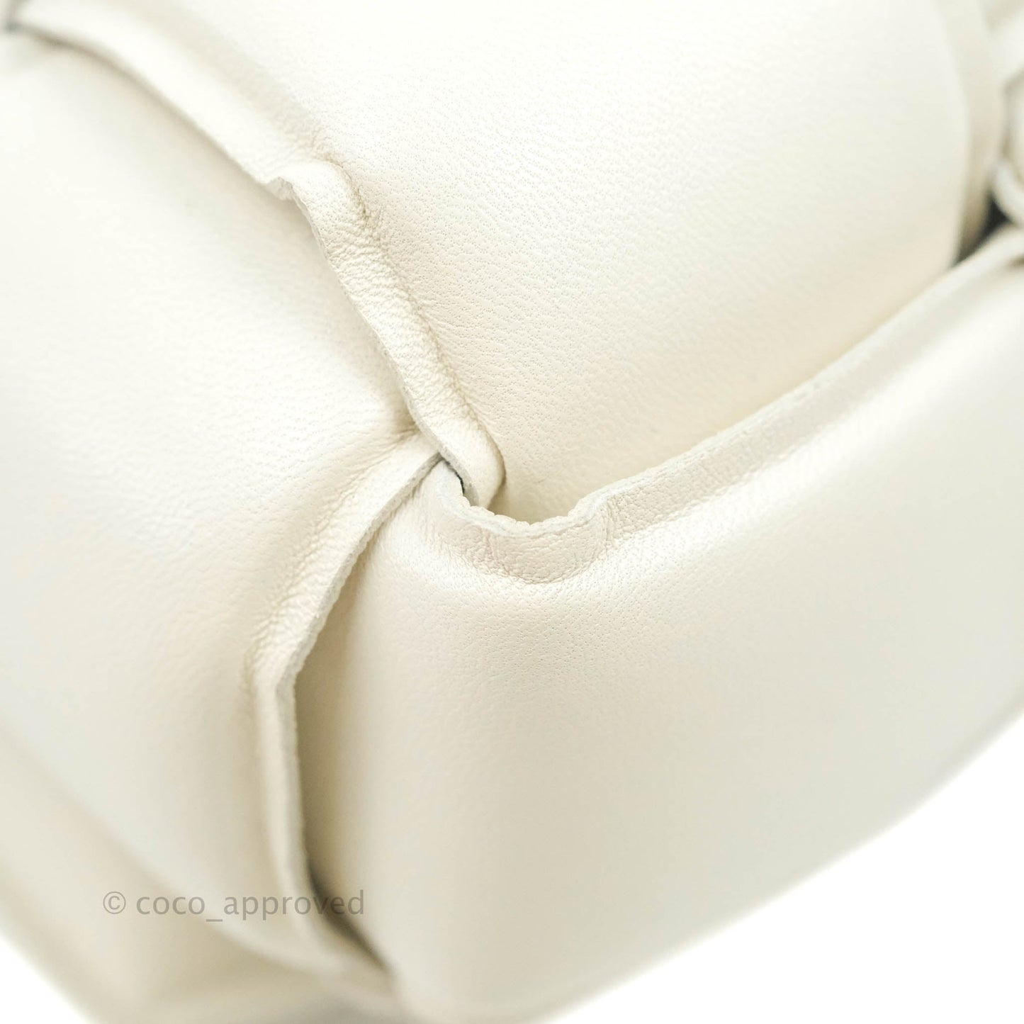 Bottega Veneta Padded Cassette Shoulder Bag Intrecciato White Lambskin Silver Hardware