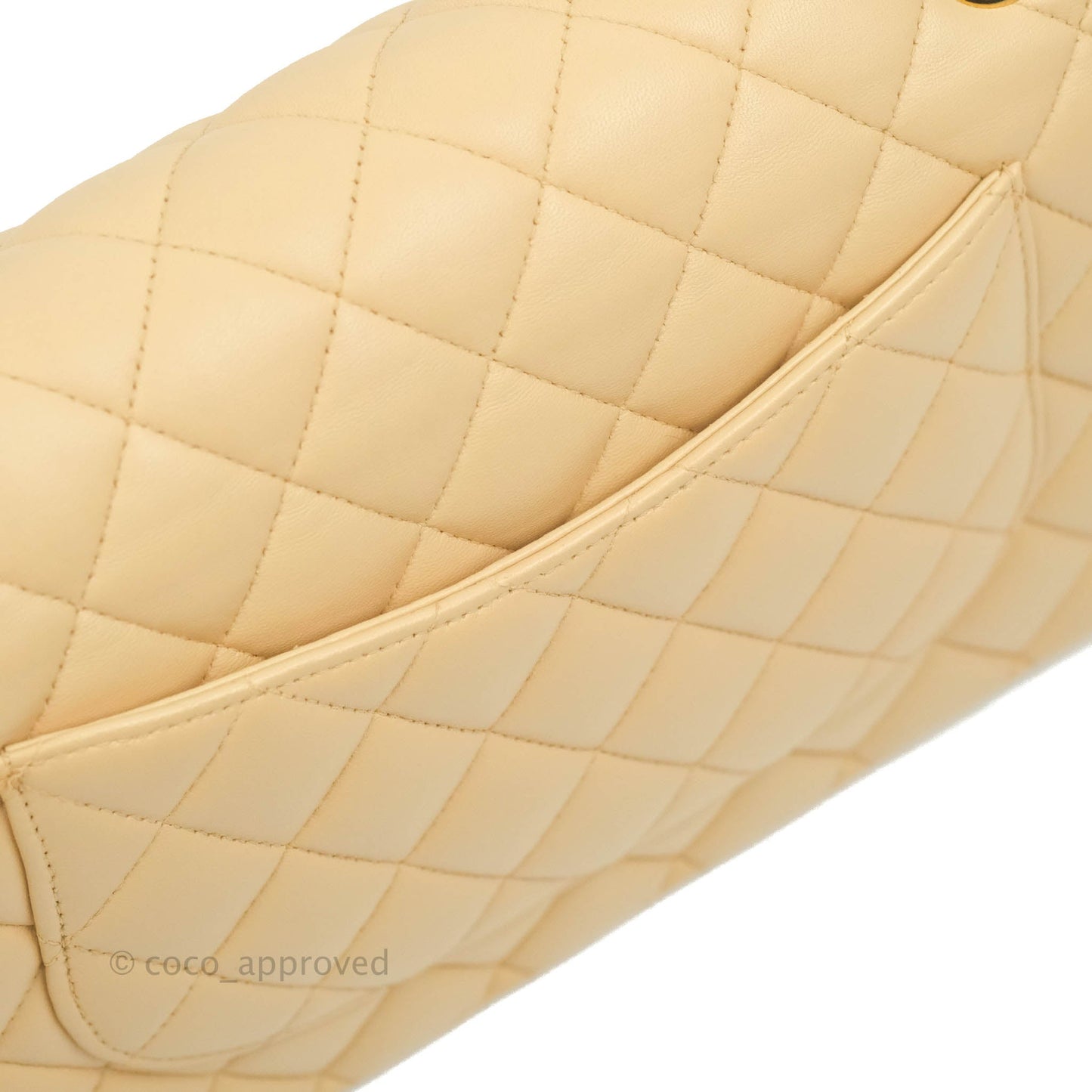 Chanel Classic M/L Medium Flap Quilted Beige Lambskin Gold Hardware