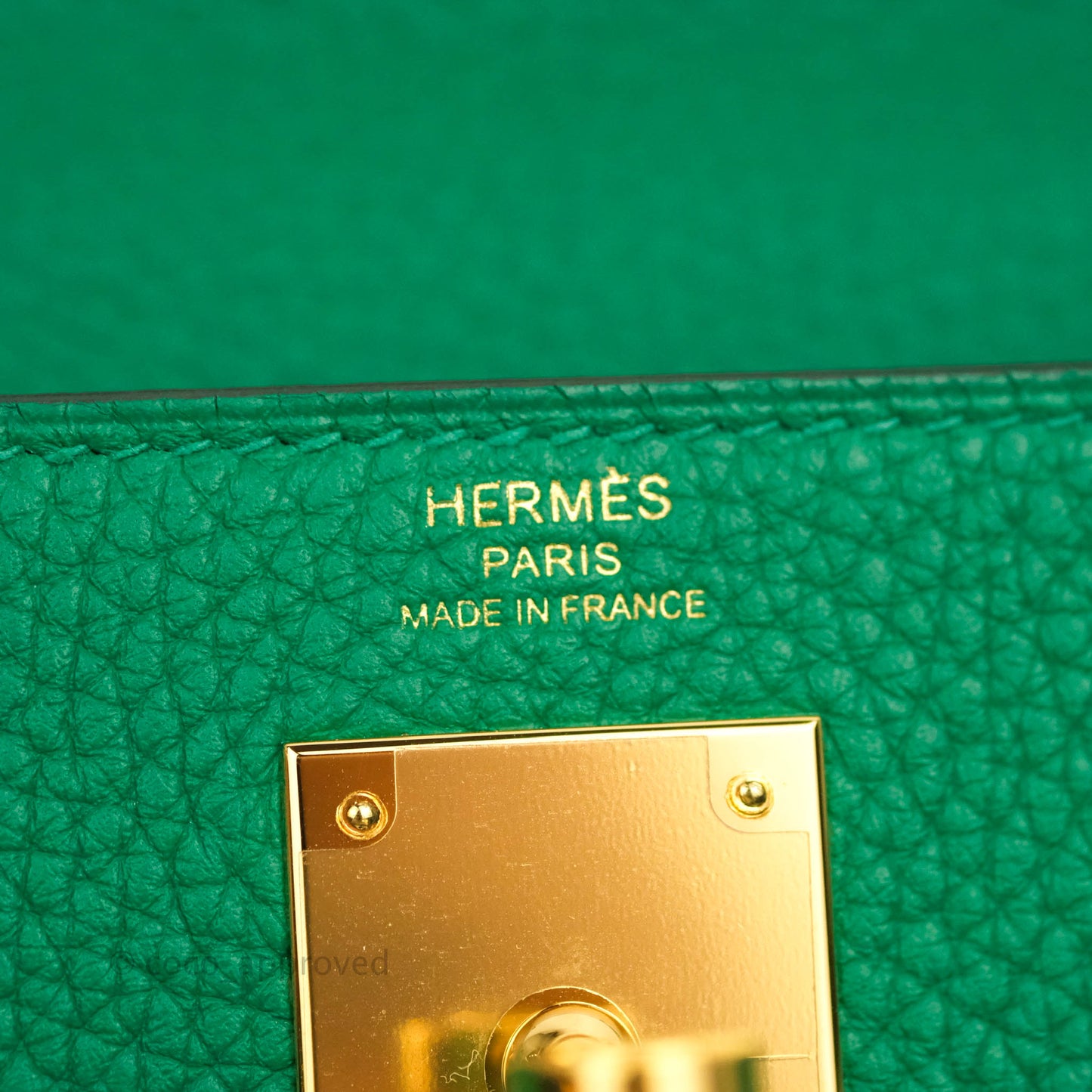 Hermès Retourne Taurillon Kelly 28 Vert Vertigo Clemence Gold Hardware