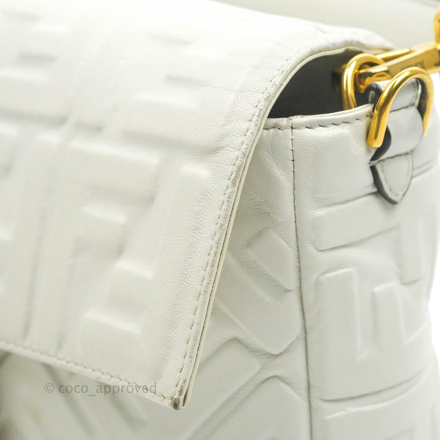 Fendi Medium Baguette Bag White Calfskin Gold Hardware