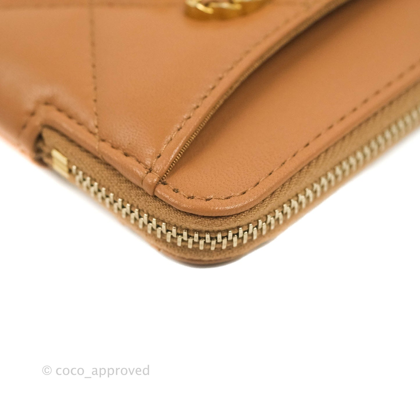 Chanel 19 Caramel Zipped Coin Purse Lambskin Gold Hardware
