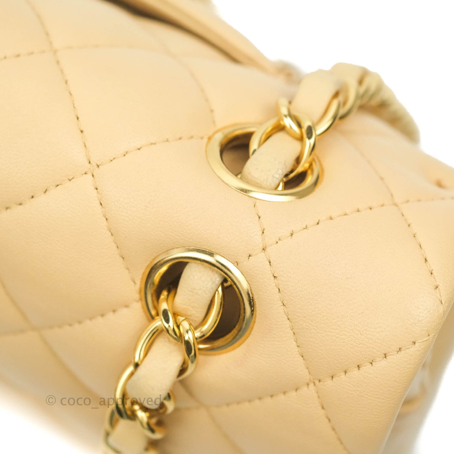 Chanel Classic M/L Medium Flap Quilted Beige Lambskin Gold Hardware