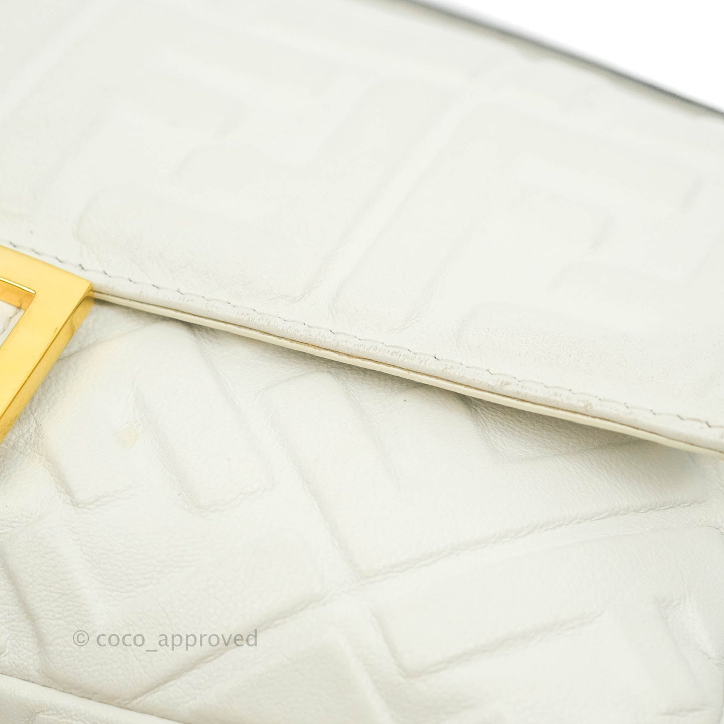 Fendi Medium Baguette Bag White Calfskin Gold Hardware