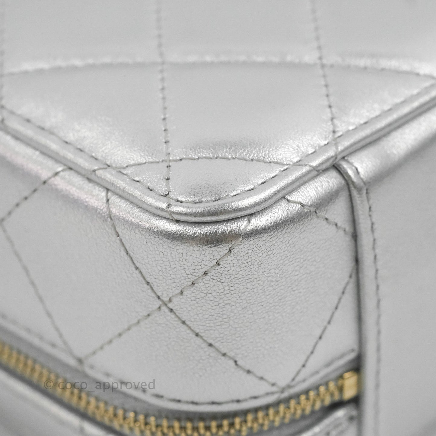 Chanel Rainbow Top Handle Vanity Case Metallic Silver Lambskin Aged Gold Hardware 23P
