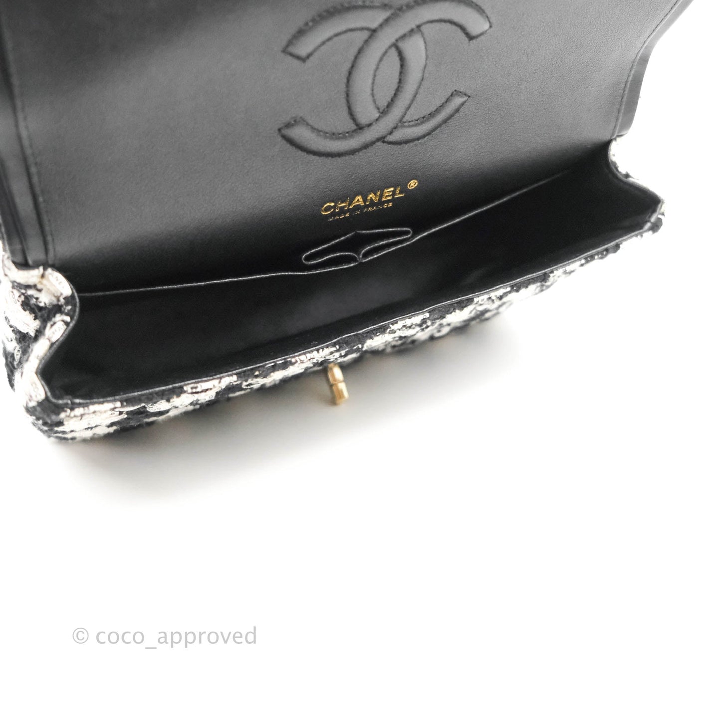 Chanel Quilted M/L Medium Double Flap Black White Houndstooth Tweed Gold Hardware