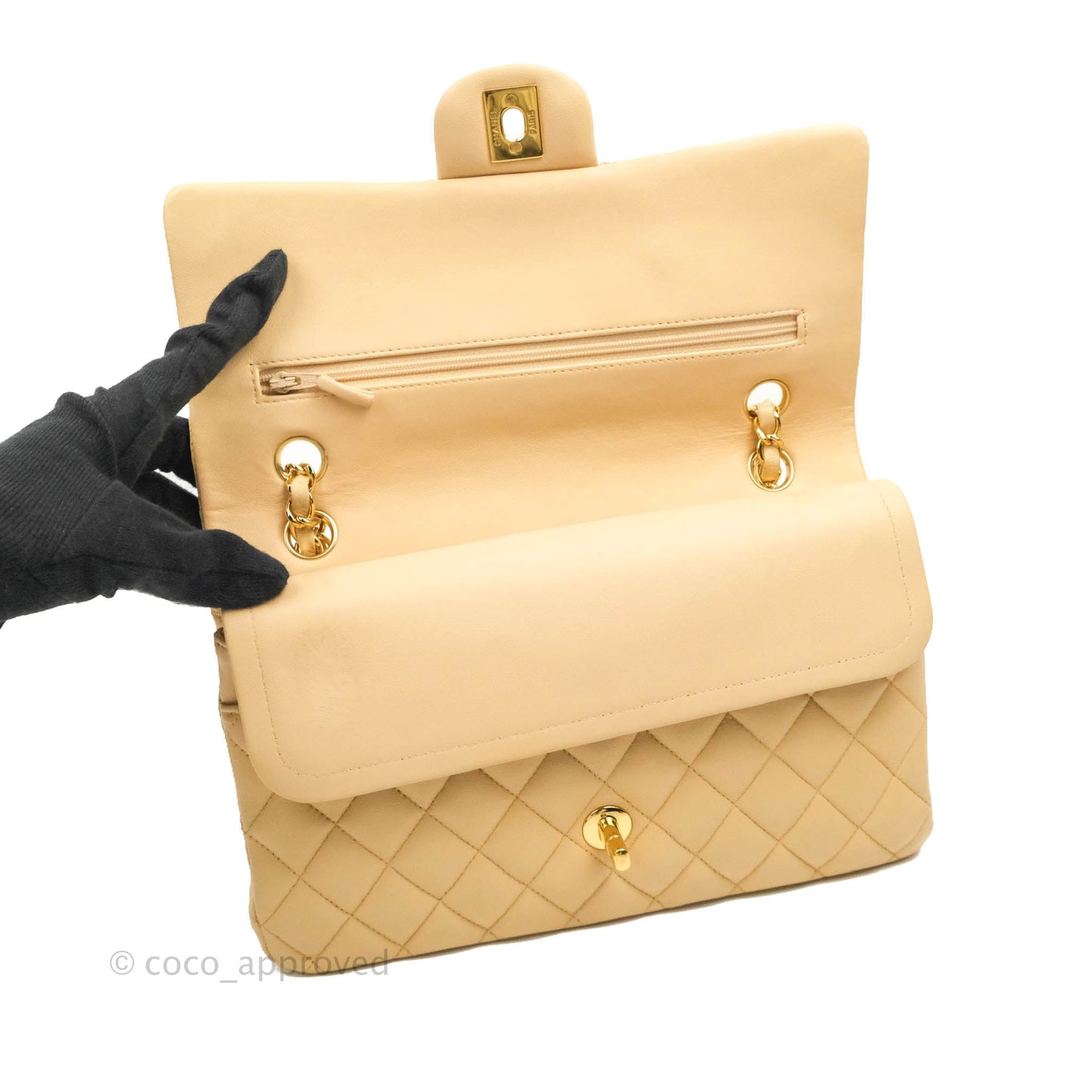 Chanel Classic M/L Medium Flap Quilted Beige Lambskin Gold Hardware