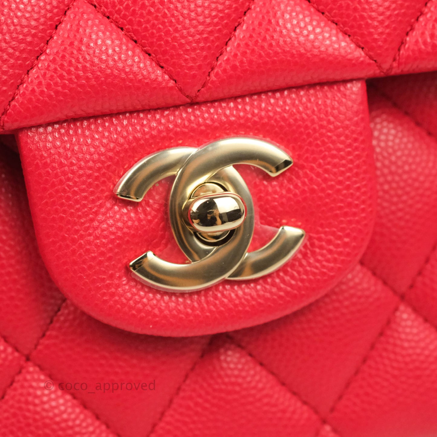 Chanel Medium M/L Classic Quilted Flap Red Caviar Gold Hardware 21B