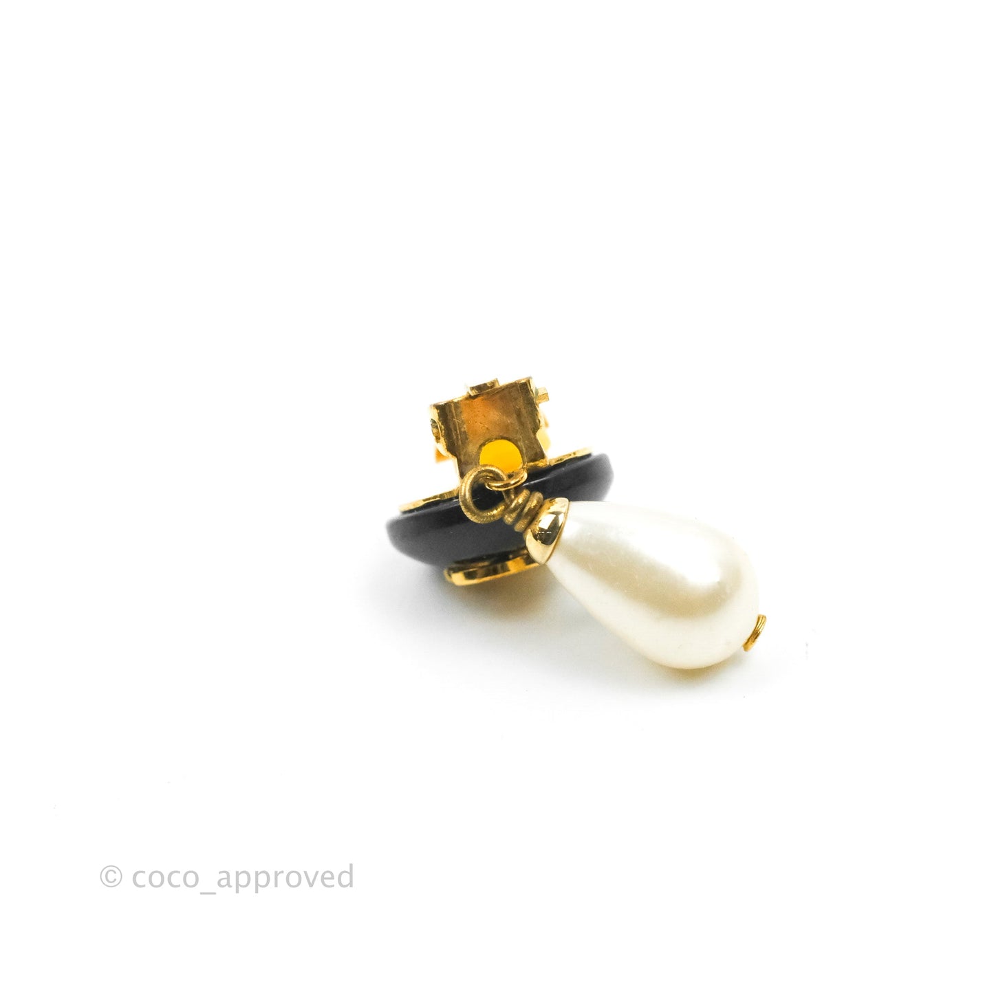 Chanel Vintage CC Pearl Drop Ear Clip Gold Tone 96A
