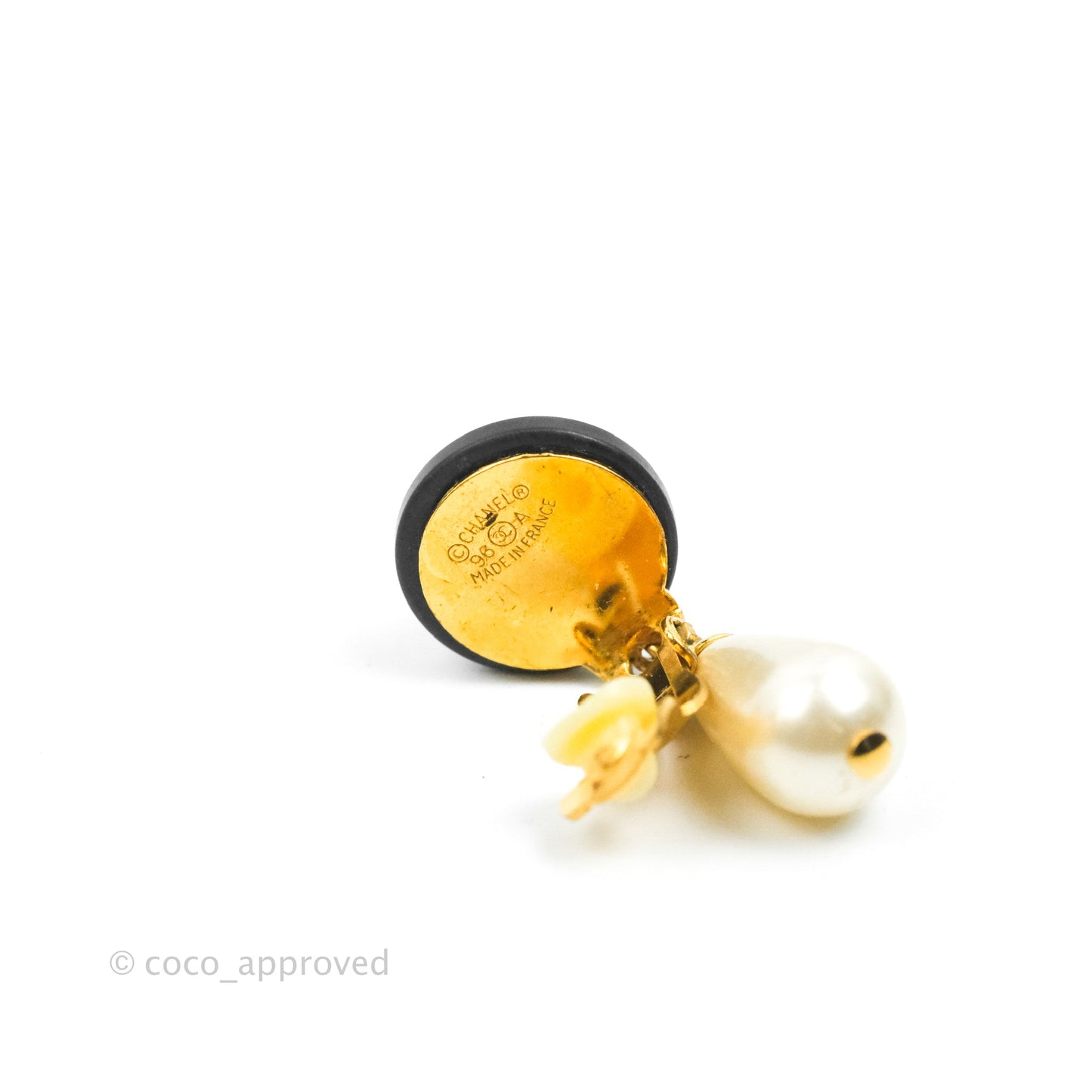 Chanel Vintage CC Pearl Drop Ear Clip Gold Tone 96A