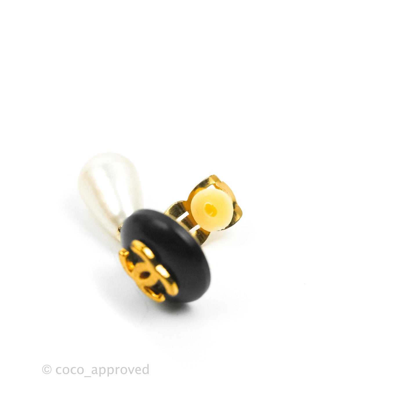 Chanel Vintage CC Pearl Drop Ear Clip Gold Tone 96A