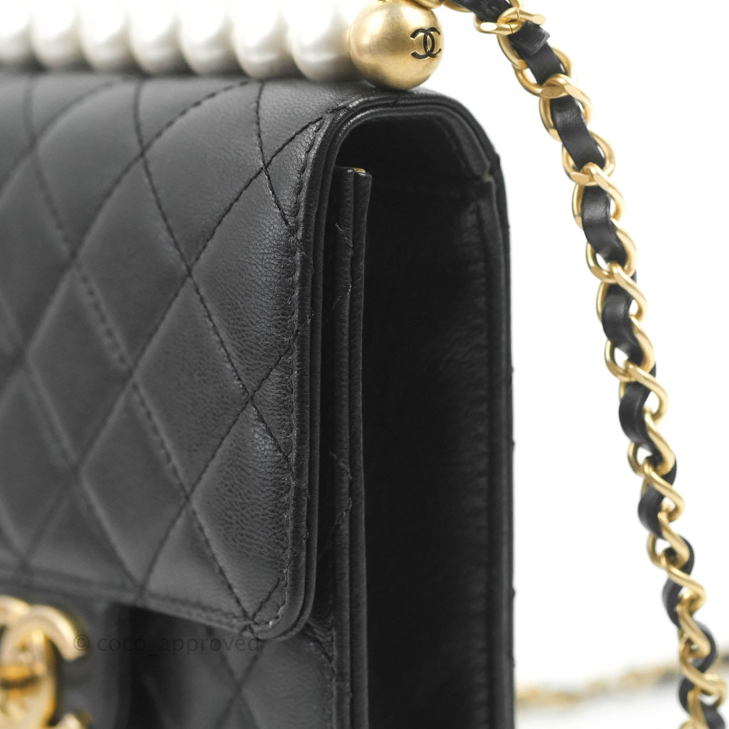 Chanel Quilted Chic Pearls Flap Black Goatskin Aged Gold Hardware