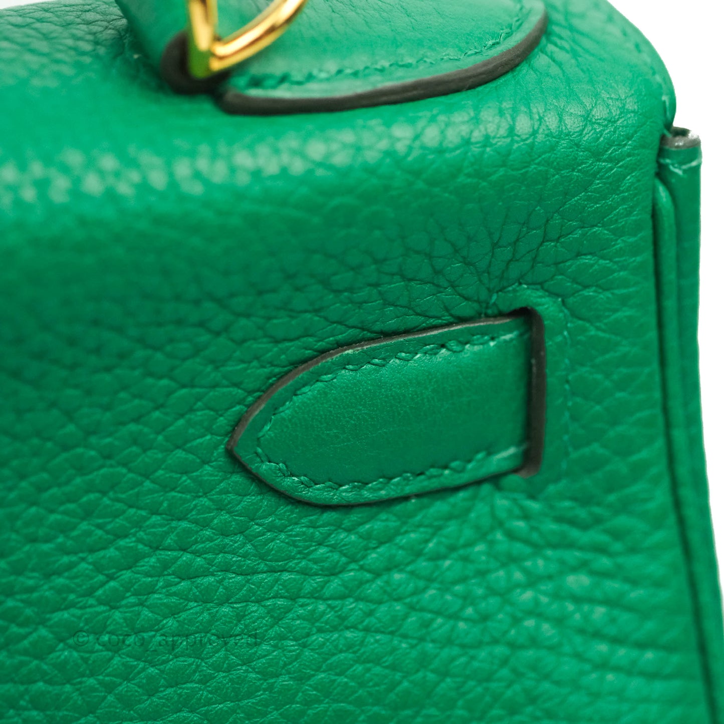 Hermès Retourne Taurillon Kelly 28 Vert Vertigo Clemence Gold Hardware