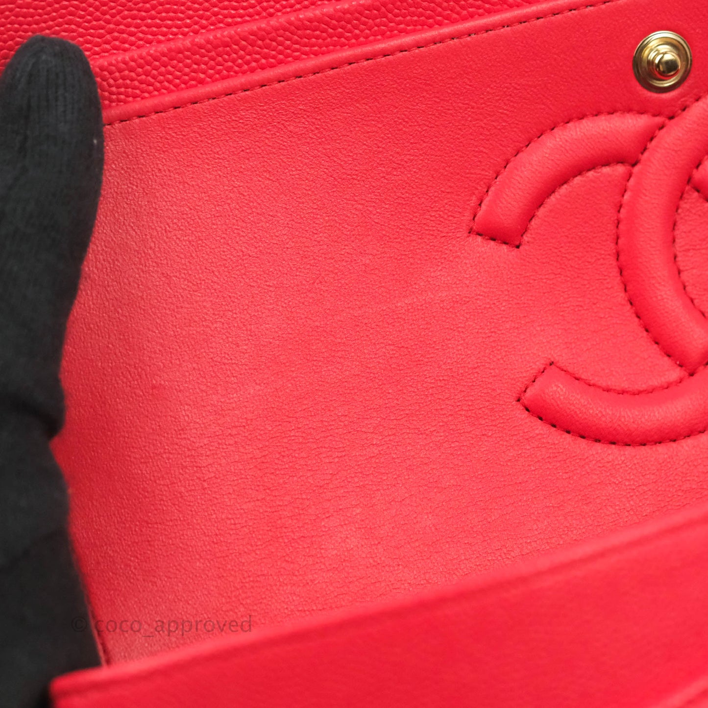 Chanel Medium M/L Classic Quilted Flap Red Caviar Gold Hardware 21B
